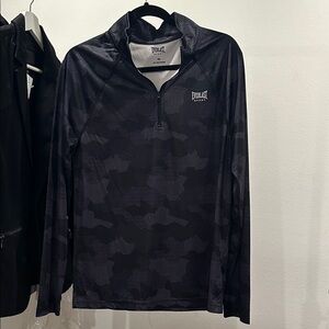 Everlast Black and Gray Camo lightweight wicking Quarter Zip